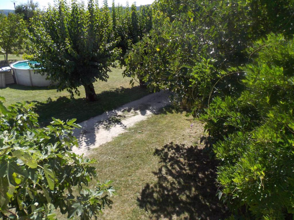 فالون بون دارْك Chambres D'Hote Les Jardins De Prasserat الغرفة الصورة